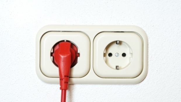 Replacing electrical outlet