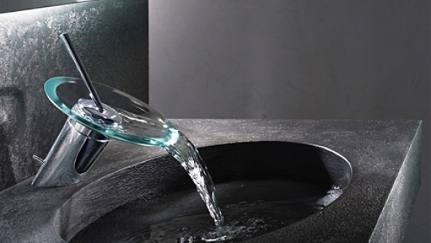 Waterfall faucet