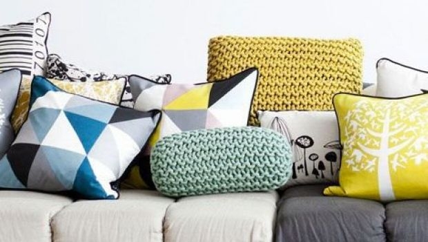Cushions for sofas: a decorative touch in the house
