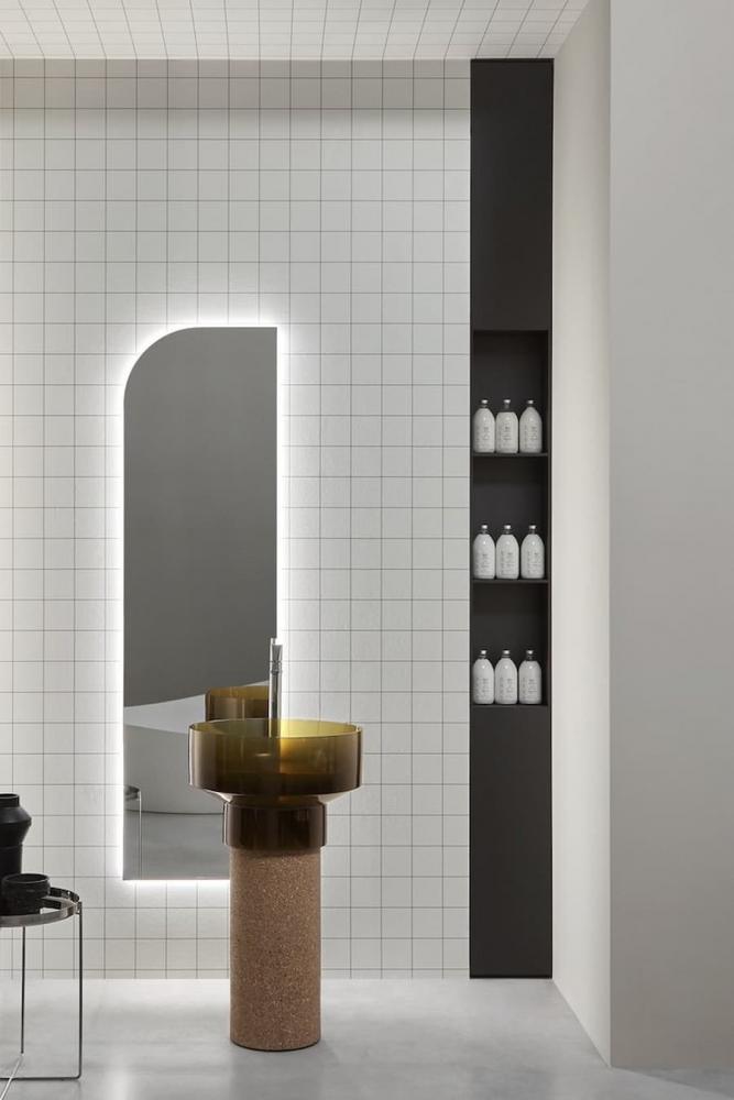 Freestanding-washbasin-in-natural-cork-antonio-lupi-design