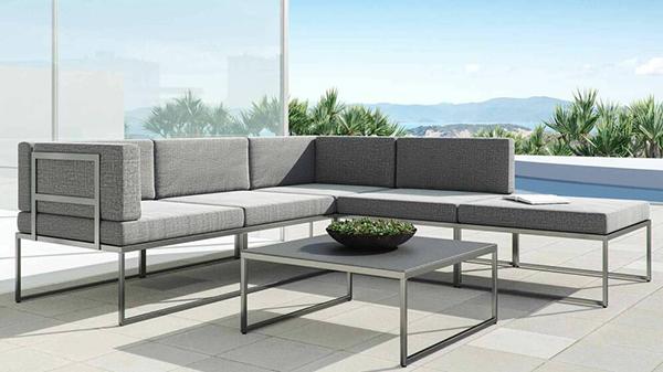 Tuxedo outdoor lounge by Artelia