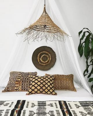In-the-bedroom-ethnic-style-towel-holder-to-cover-the-bed-pinterest