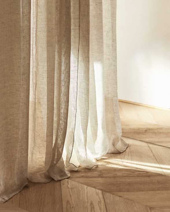 Tenda in lino di Zara Home, Linen Collection Spring Summer 2021