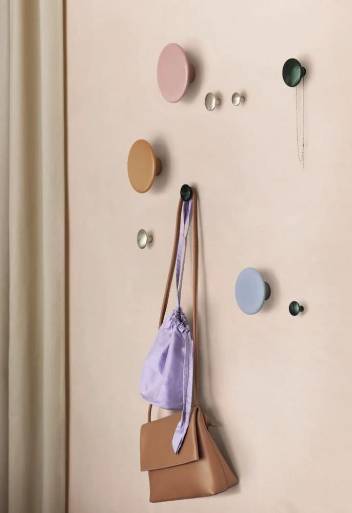 Wall-hangers-are-suitable-for-small-dots-by-muuto-spaces