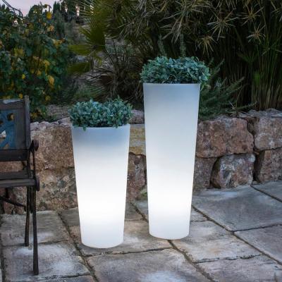 Outdoor-lights-vase-luminous-by-leroy-merlin